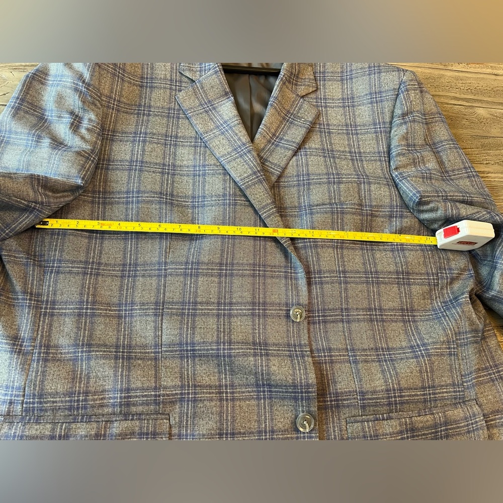 Gray and Blue Plaid Sport Coat with Notch Lapel. Pre-owned. Big & Tall. - Picture 8 of 11